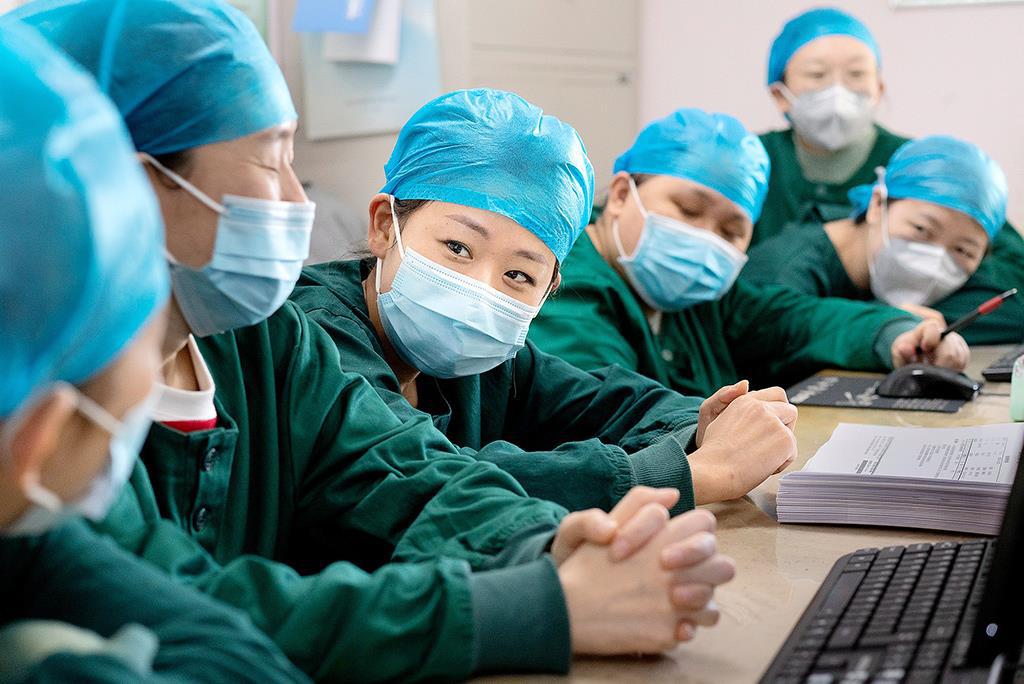 包含今夜NBA总决赛传出新动向;辽宁本钢防线松动;管理层表态——态度坚定;医务组通报恢复的词条 包含今夜NBA总决赛传出新动向;辽宁本钢防线松动;管理层表态——态度坚定;医务组通报恢复的词条