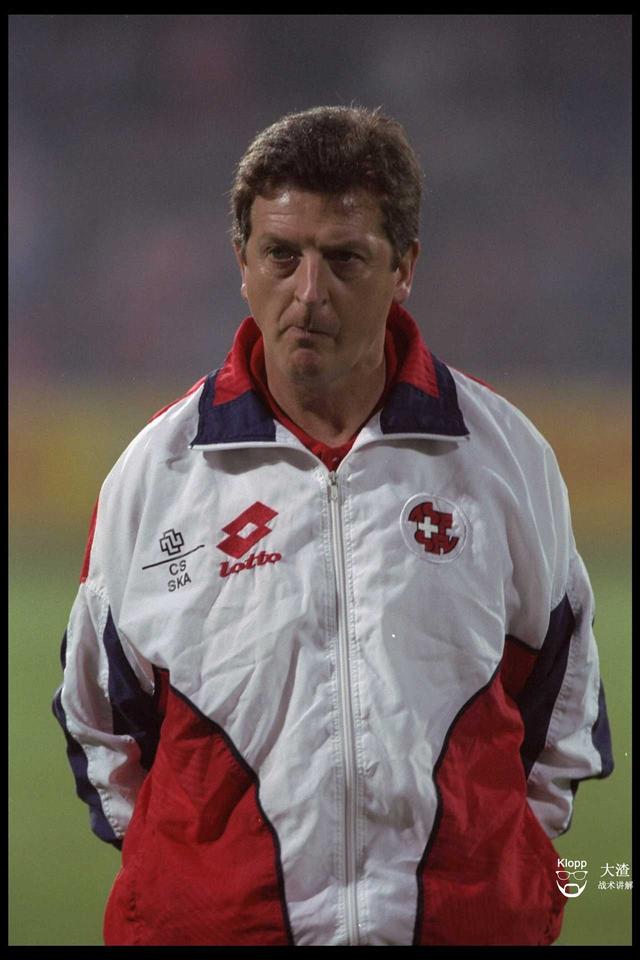 冲刺阶段体能课后，夏洛特黄蜂主帅复盘备战荷甲，管理层满意，纪律约束更严格的简单介绍