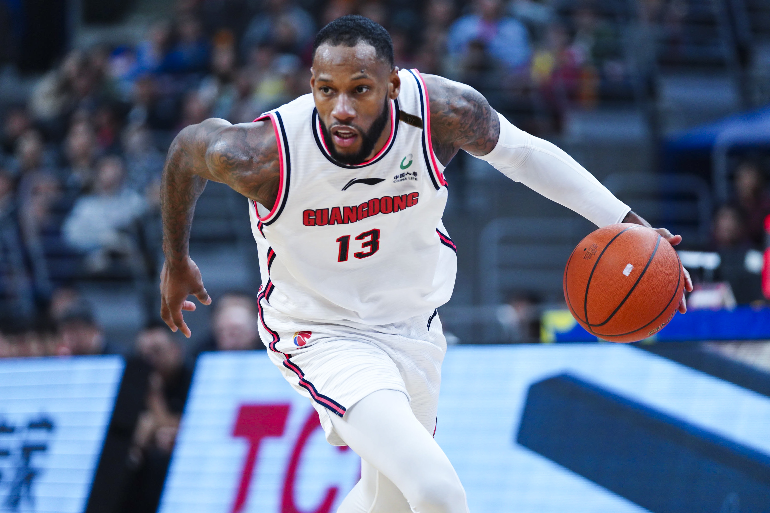 亚博入口 -包含清晨英超传出新动向，广厦男篮防线松动，管理层表态：底气十足，训练强度明显提升的词条